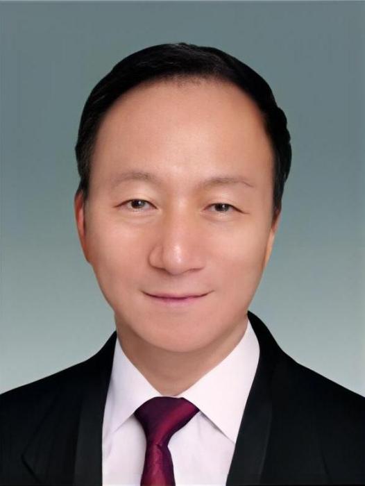 楊盛濤(中共陝西省委教育工作委員會、陝西省教育廳二級巡視員) 楊盛濤(中共陝西省委教育工作委員會、陝西省教育廳二級巡視員)