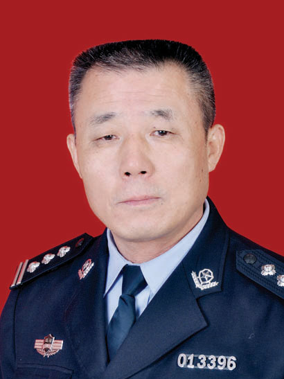 劉培友(湖南省長沙市公安局天心分局城南路派出所民警) 劉培友(湖南省長沙市公安局天心分局城南路派出所民警)