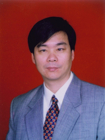 李穎生 李穎生