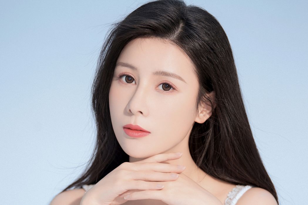 連婕(中國內地女演員) 連婕(中國內地女演員)