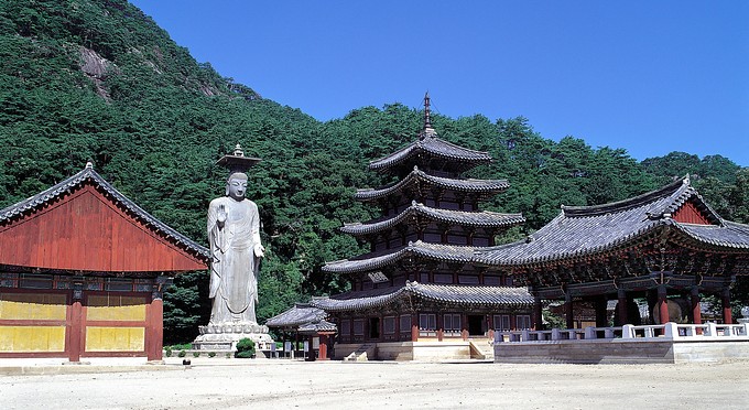 韓國法住寺全景