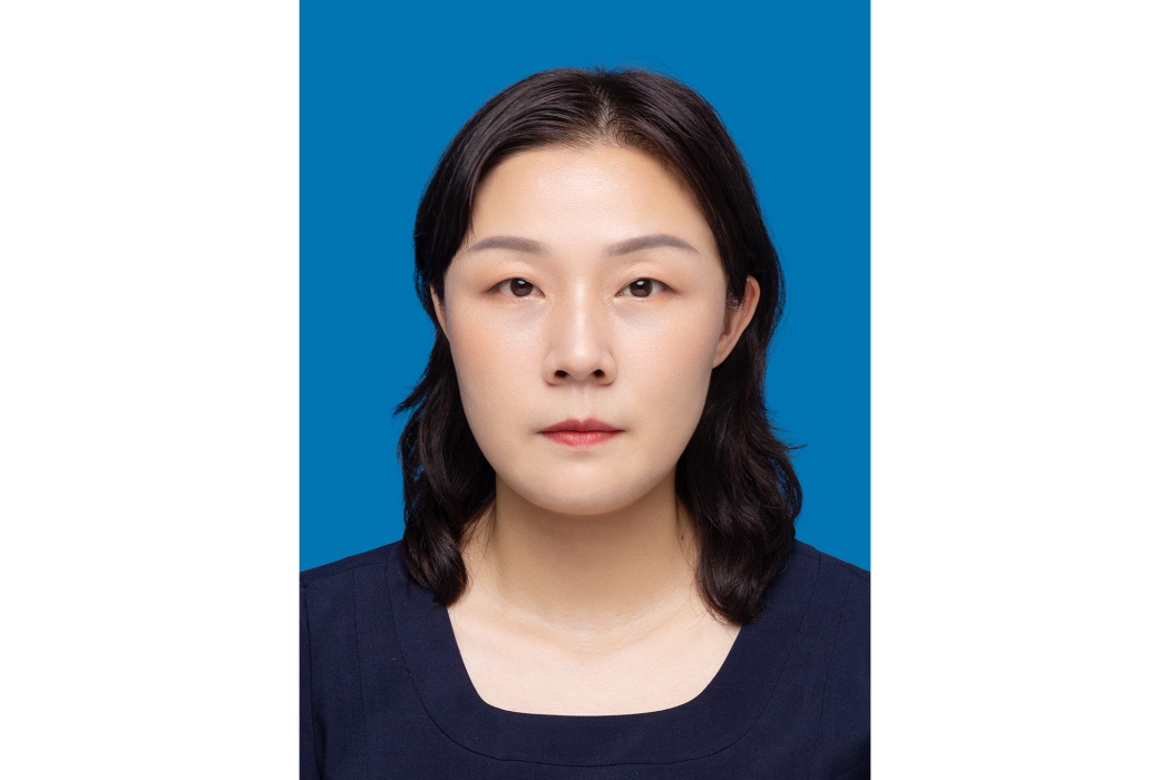 張曼(廣西中醫藥大學第一附屬醫院副教授) 張曼(廣西中醫藥大學第一附屬醫院副教授)