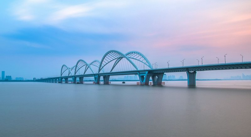 九堡大橋位於錢塘江河口段