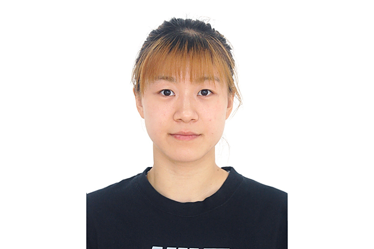 高夢潔(中國女子手球運動員,山東女子手球隊隊長) 高夢潔(中國女子手球運動員,山東女子手球隊隊長)