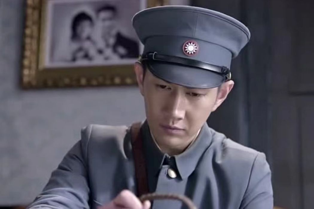袁昌(電視劇《愛人同志》中的角色) 袁昌(電視劇《愛人同志》中的角色)