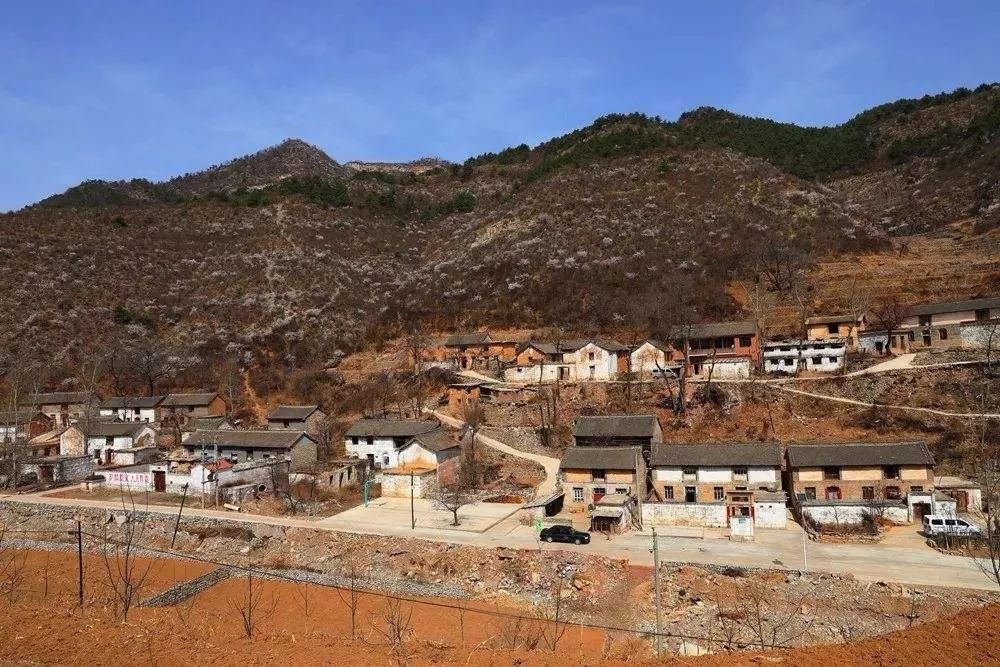 沙家莊村(雲南省昆明市富民縣永定鎮沙家莊村) 沙家莊村(雲南省昆明市富民縣永定鎮沙家莊村)