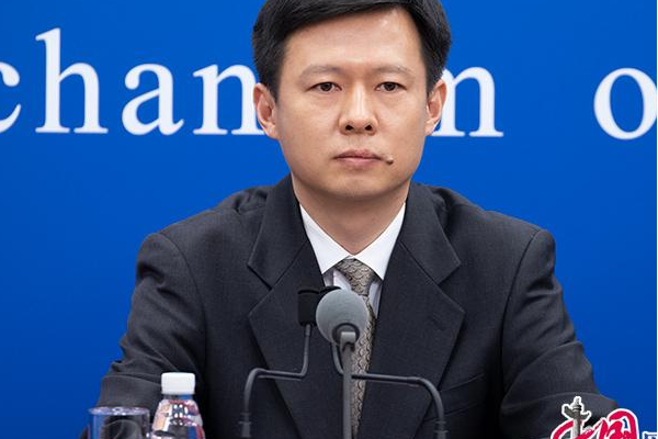 韓敬華(交通運輸部運輸服務司副司長) 韓敬華(交通運輸部運輸服務司副司長)