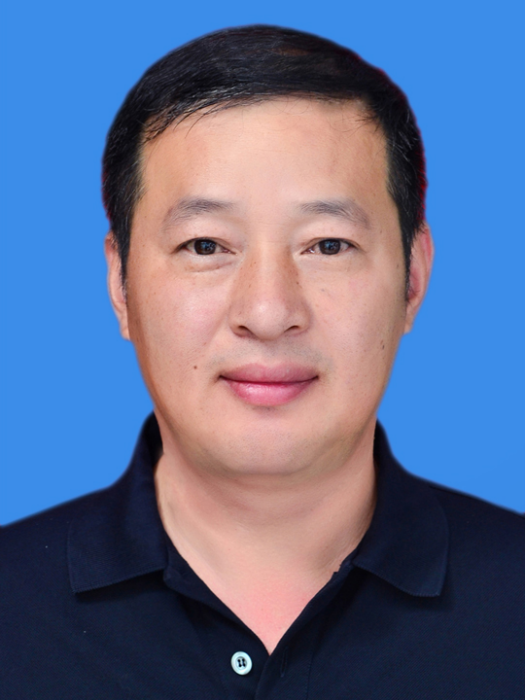 韋緯(浙江省東陽市自然資源和規劃局黨委委員) 韋緯(浙江省東陽市自然資源和規劃局黨委委員)