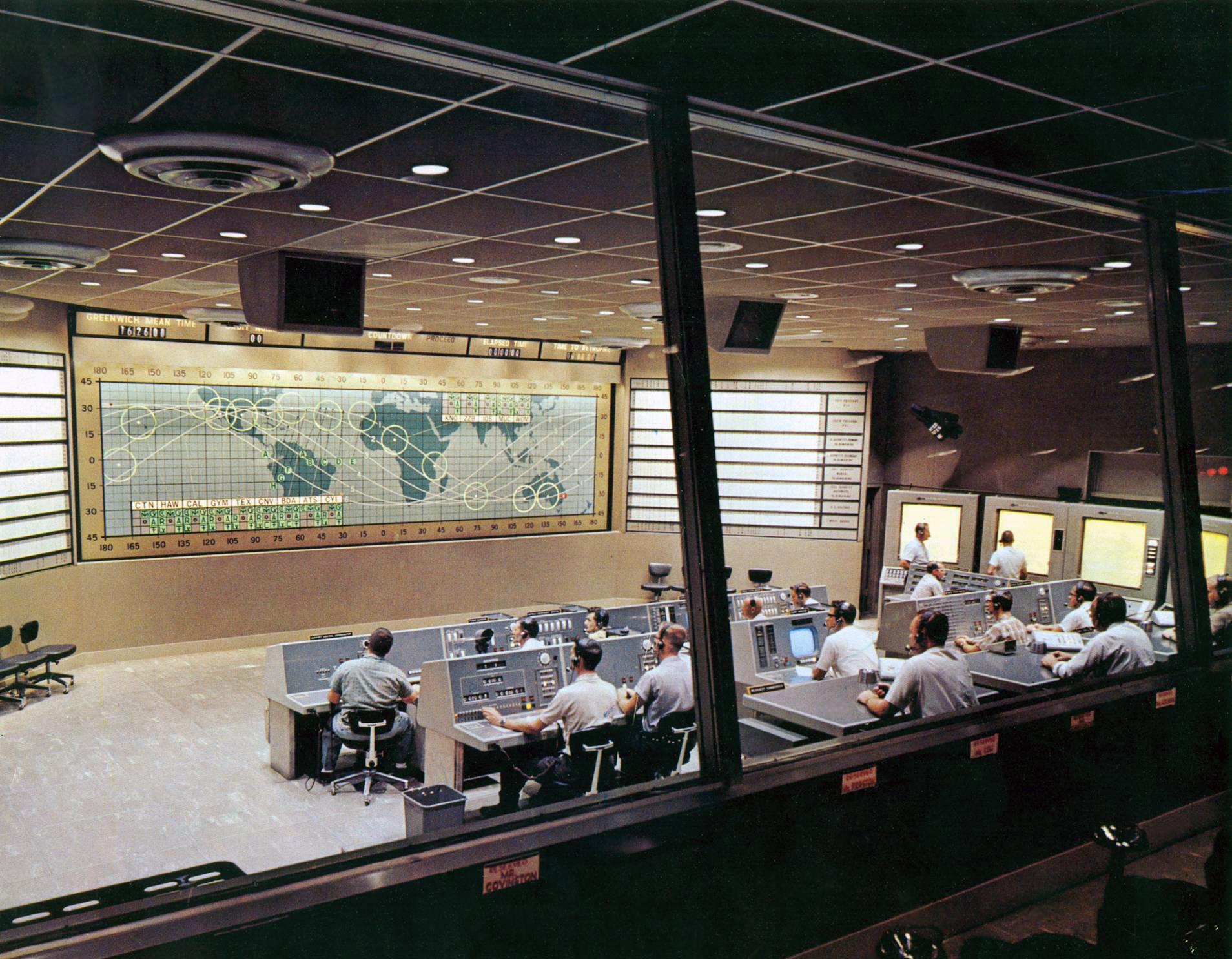 水星任務控制中心內景，照片攝於1962年
