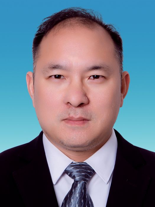 鄒穎(湖南省岳陽市湘陰縣自然資源局黨組成員、副局長)