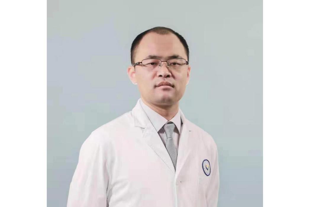 李奇(北京京都兒童醫院中醫科主任) 李奇(北京京都兒童醫院中醫科主任)