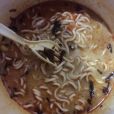 牛奶泡麵 牛奶泡麵
