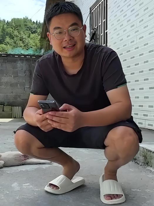 土家阿成 土家阿成