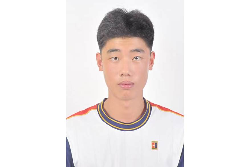 徐浩哲(中國青少年網球運動員) 徐浩哲(中國青少年網球運動員)