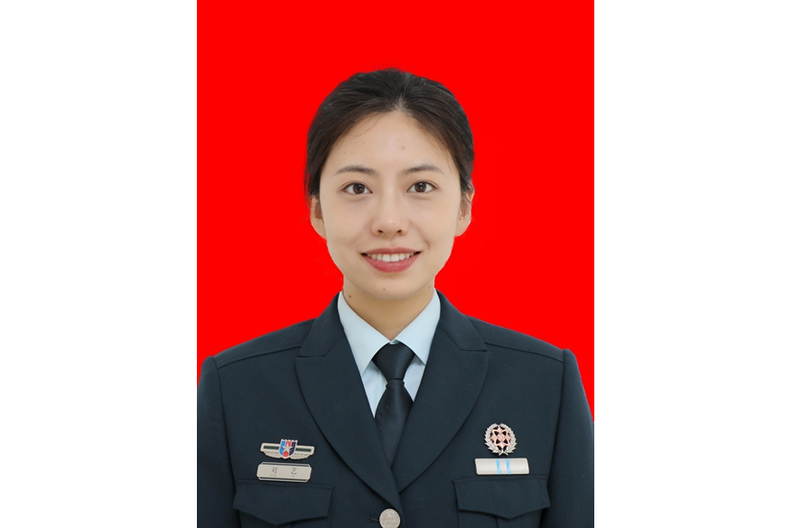 劉藝(解放軍新聞傳播中心記者) 劉藝(解放軍新聞傳播中心記者)