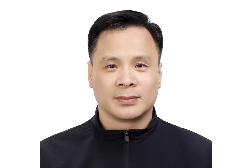 尹香武 尹香武