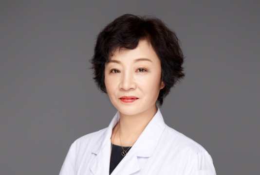 李秀琴(中國醫科大學盛京醫院婦科腫瘤科主任醫師) 李秀琴(中國醫科大學盛京醫院婦科腫瘤科主任醫師)