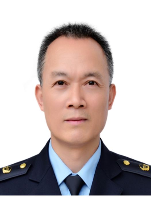 謝源(江西省贛州市興國生態環境局一級主任科員) 謝源(江西省贛州市興國生態環境局一級主任科員)