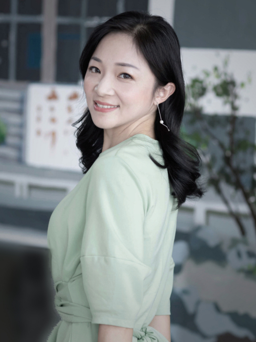 凌雲飛(中國計量大學藝術與傳播學院副教授) 凌雲飛(中國計量大學藝術與傳播學院副教授)