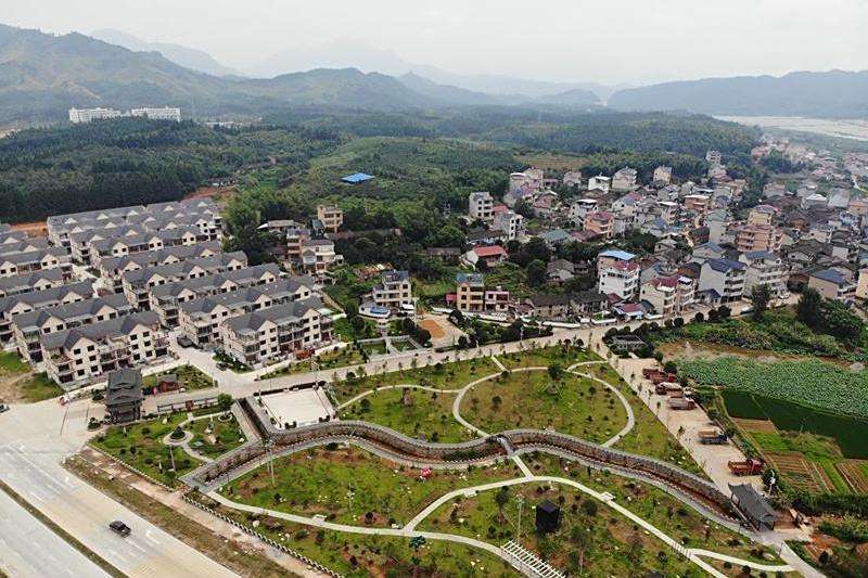 殿基村 殿基村