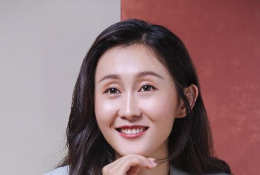 邵琰 邵琰