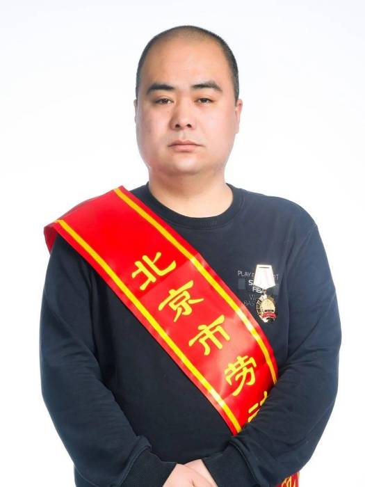 李雷(北京建融保潔服務有限公司業務主管) 李雷(北京建融保潔服務有限公司業務主管)