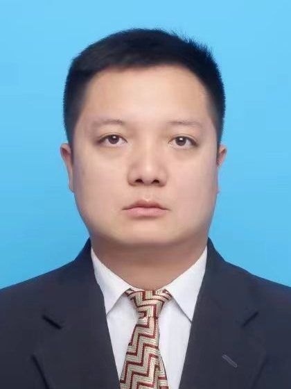 譚江(重慶市石柱土家族自治縣橋頭鎮副鎮長) 譚江(重慶市石柱土家族自治縣橋頭鎮副鎮長)