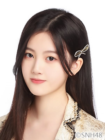 施未希 施未希