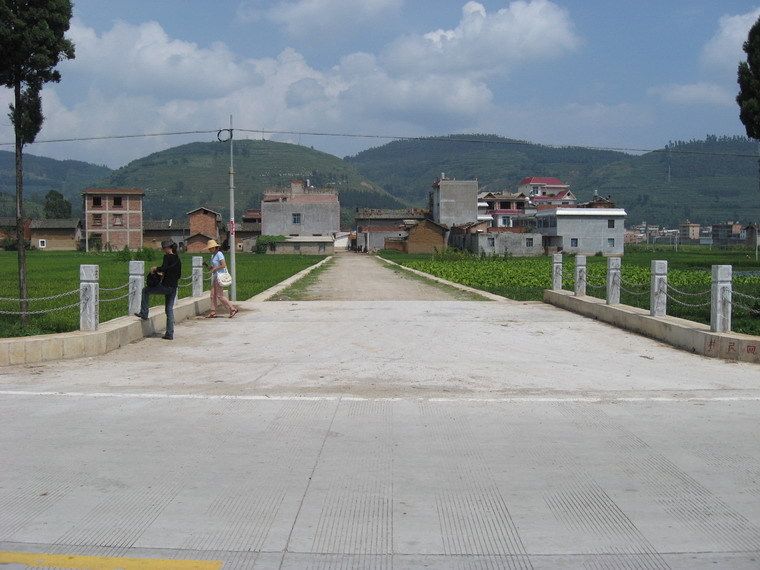 大毛營村(雲南澂江縣右所鎮下轄村) 大毛營村(雲南澂江縣右所鎮下轄村)