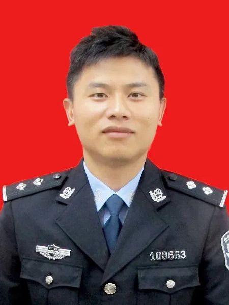 盧志亮(江西省吉安市新幹縣公安局原黨委委員、副局長) 盧志亮(江西省吉安市新幹縣公安局原黨委委員、副局長)