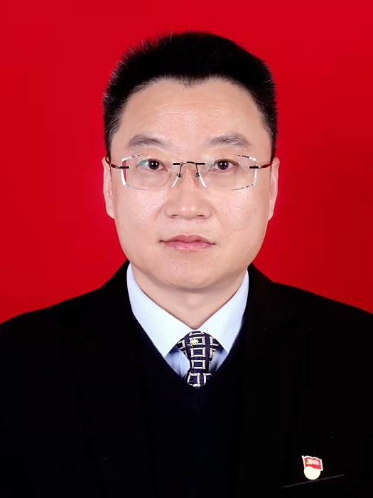 李國安(河南省舞鋼市尚店鎮黨委書記) 李國安(河南省舞鋼市尚店鎮黨委書記)
