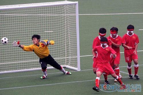 中國盲人男子足球隊比賽瞬間