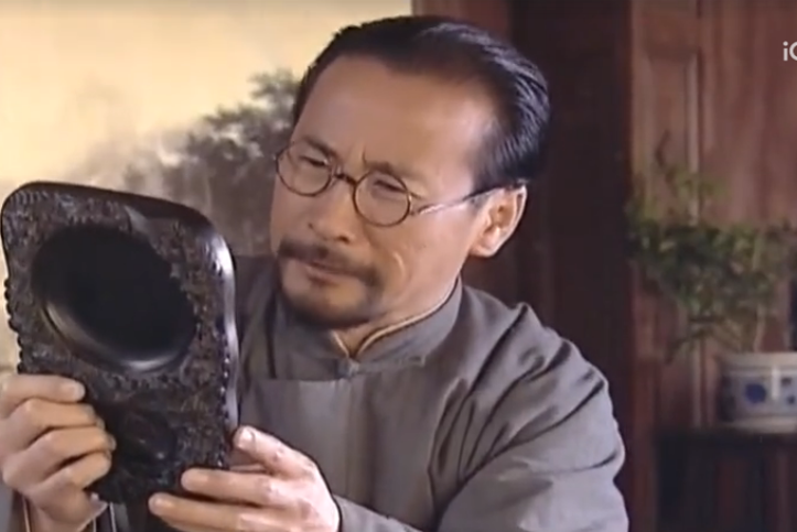 劉景臣(電視劇《刀鋒1937》中鄭樹森的智囊角色) 劉景臣(電視劇《刀鋒1937》中鄭樹森的智囊角色)