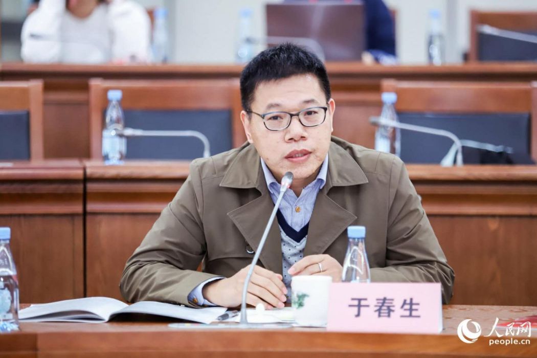 於春生(河南大學新聞與傳播學院教授) 於春生(河南大學新聞與傳播學院教授)