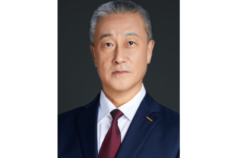 孫宏(浙江吉利控股集團副董事長,吉利汽車集團有限公司監事) 孫宏(浙江吉利控股集團副董事長,吉利汽車集團有限公司監事)