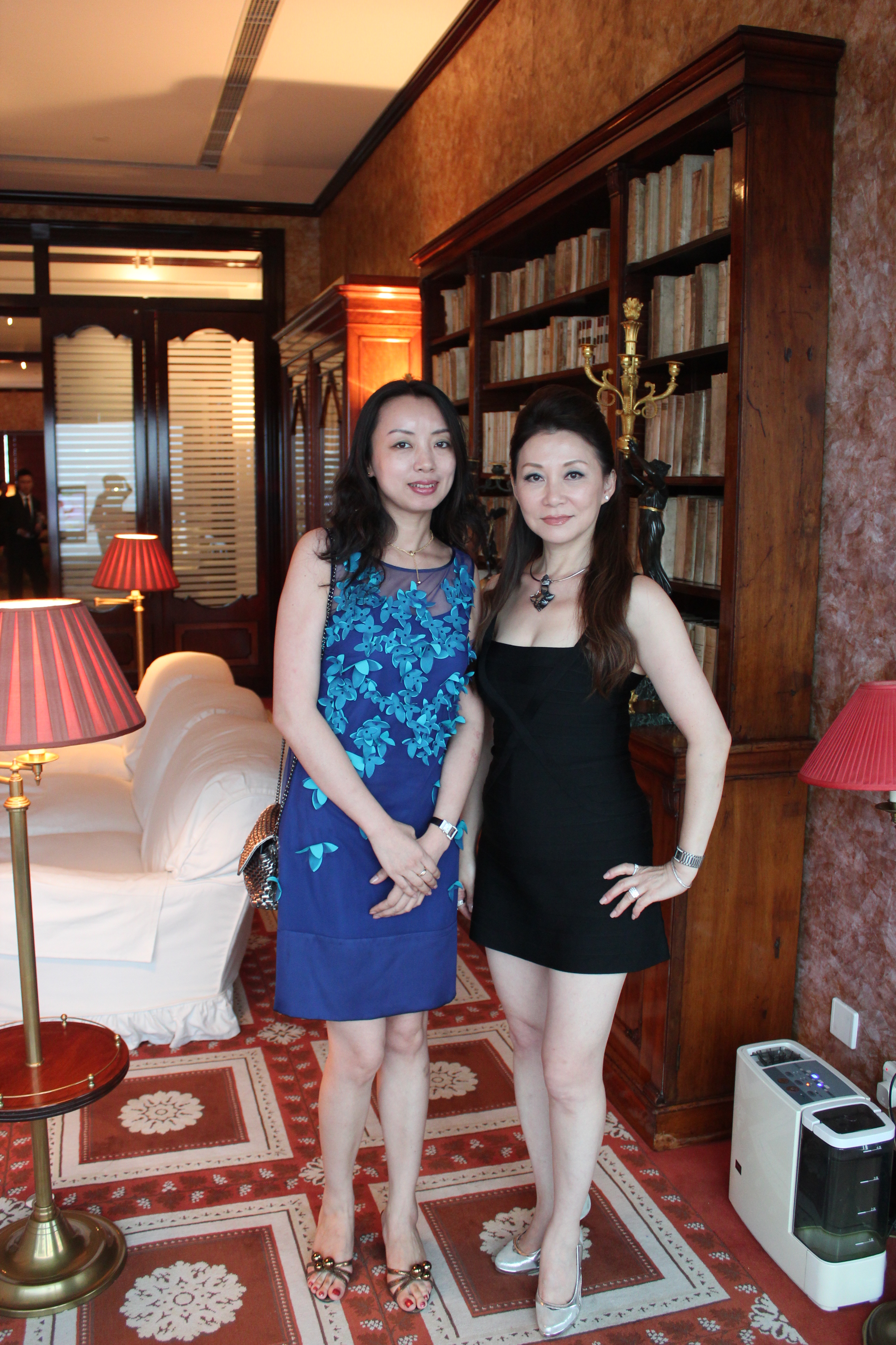 郭萍女士與昭儀珠寶產品創意總監李寶馨