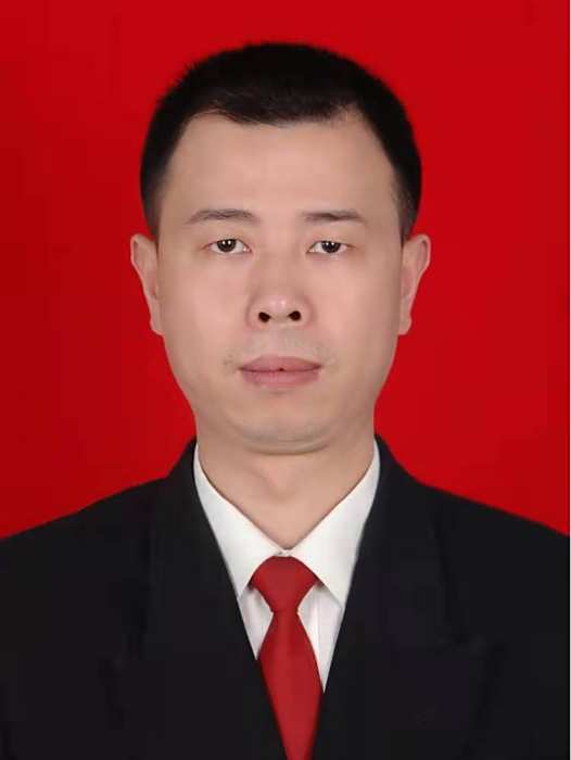 周彪(重慶市開州區大進鎮黨委委員、武裝部部長、副鎮長) 周彪(重慶市開州區大進鎮黨委委員、武裝部部長、副鎮長)