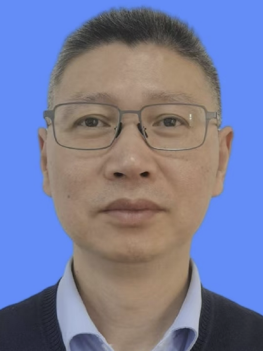 吳國華(上海市奉賢區四團鎮副鎮長) 吳國華(上海市奉賢區四團鎮副鎮長)