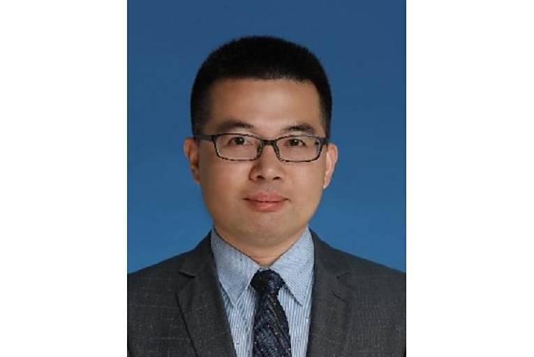 李萬方 李萬方