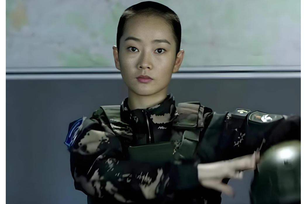 艾佳(電視劇《藍軍出擊》中的角色) 艾佳(電視劇《藍軍出擊》中的角色)