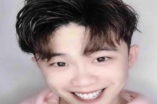 夏同學