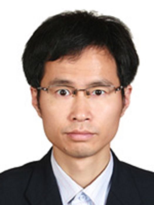 伍濱和(東華大學材料科學與工程學院博士生導師,民盟東華大學委員會副主委) 伍濱和(東華大學材料科學與工程學院博士生導師,民盟東華大學委員會副主委)