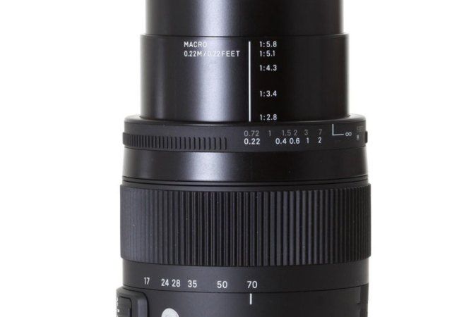 適馬17-70mm f/2.8-4 DC MACRO OS HSM Contemporary 適馬17-70mm f/2.8-4 DC MACRO OS HSM Contemporary