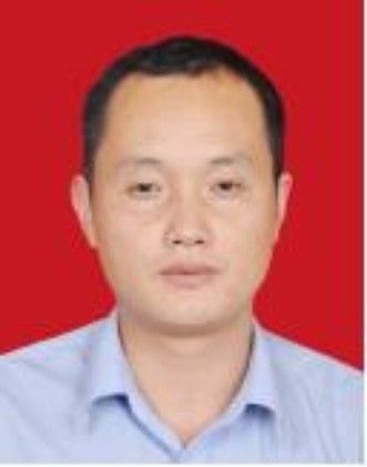 戴浩(貴州省六盤水市六枝特區能源局副局長) 戴浩(貴州省六盤水市六枝特區能源局副局長)