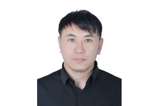 張瑞軍(內蒙古善美醫療服務有限責任公司醫療美容診所醫生) 張瑞軍(內蒙古善美醫療服務有限責任公司醫療美容診所醫生)