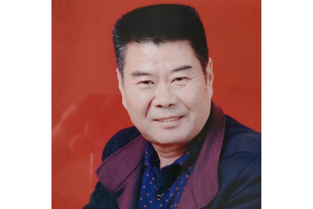 王健(中國書法家協會、中國青年書法家協會會員)