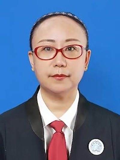 黃國英(四川繩墨律師事務所主任律師) 黃國英(四川繩墨律師事務所主任律師)