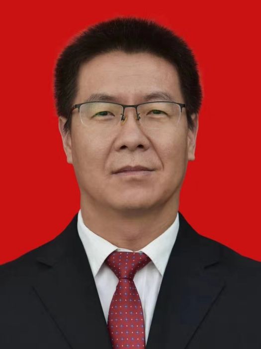 李坤(陝西省西安市高陵區科技工信和商務局黨委委員、副局長) 李坤(陝西省西安市高陵區科技工信和商務局黨委委員、副局長)