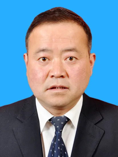 高武(四川省阿壩藏族羌族自治州松潘縣教育局原三級調研員) 高武(四川省阿壩藏族羌族自治州松潘縣教育局原三級調研員)
