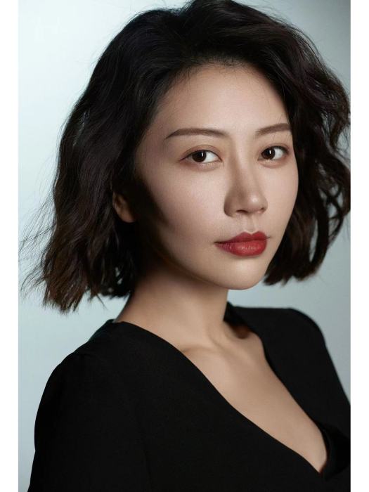劉清心(中國內地影視演員、青年曲藝演員) 劉清心(中國內地影視演員、青年曲藝演員)